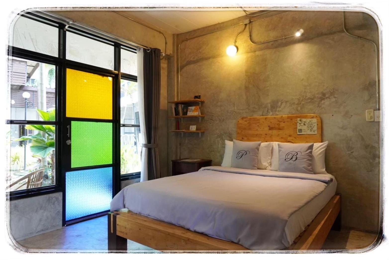 The Picturebook Guesthouse Mae Sot Exterior photo