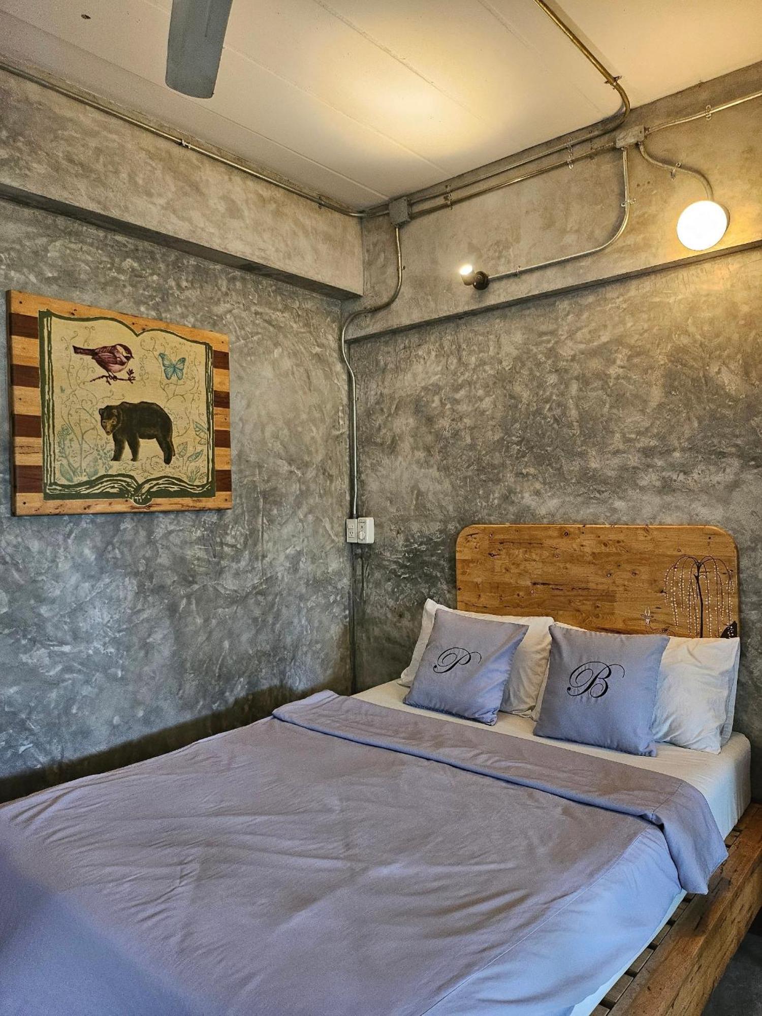 The Picturebook Guesthouse Mae Sot Exterior photo